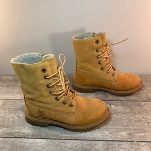 Timberland Women's Teddy Fleece Boots 6